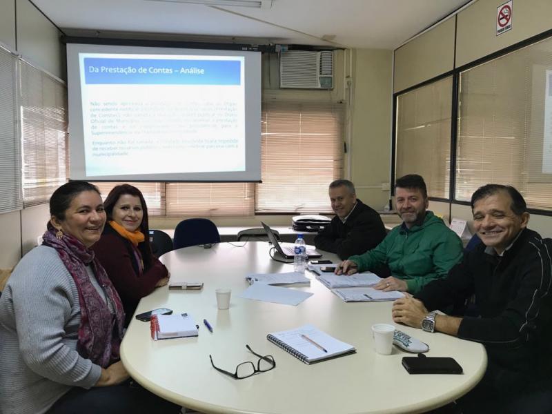 Controle Interno realiza formação para técnicos da Fundação Franklin Cascaes e Turismo
