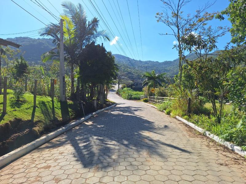 Prefeitura inaugura novo trecho pavimentado de via do Ribeirão