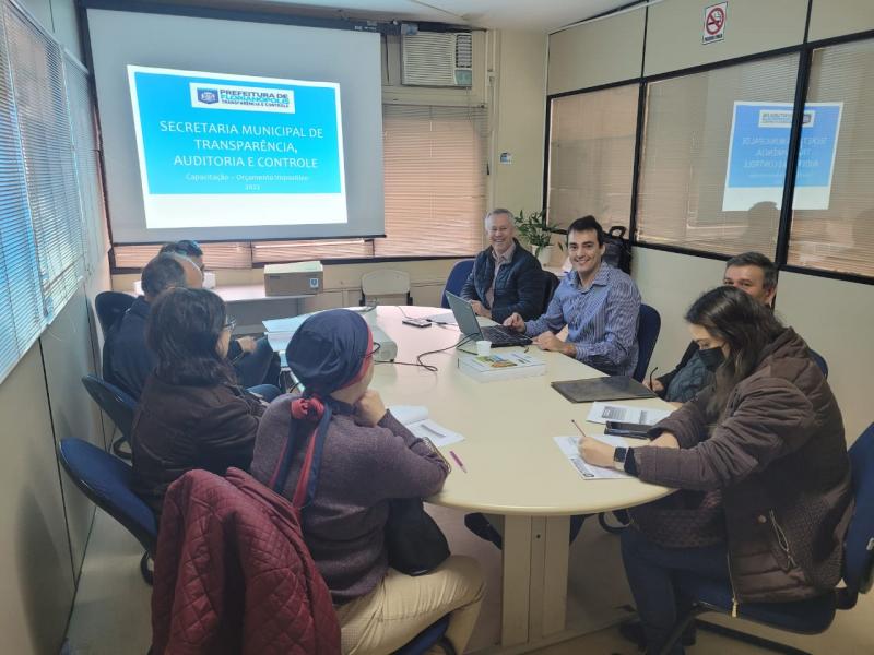 SMTAC promove treinamento para entidades parceiras