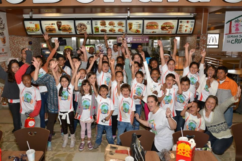 Semana Solidária leva crianças a restaurantes da Ilha