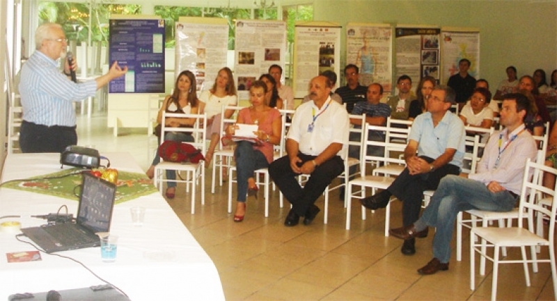 Equipes da Secretaria da Saúde apresentam suas experiências exitosas