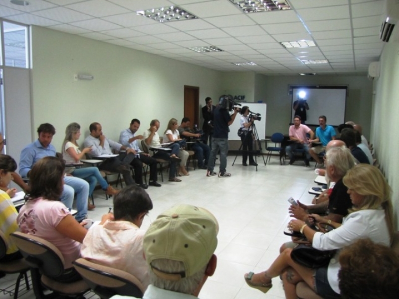 FLORAM Participa de Reunião na ACIF Regional Lagoa