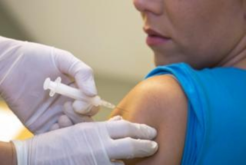 Mais de 1,8 mil alunas terão vacina contra o HPV