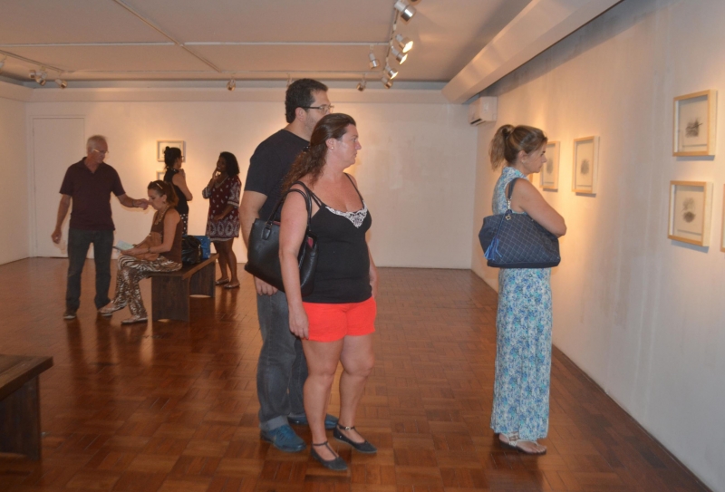 Galeria Vecchietti abre mostra Desenhos 