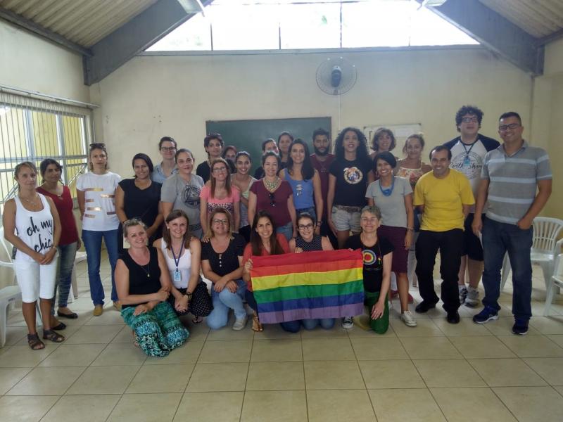 Informe sobre capacitação dada ao CRAS CAPOEIRAS no dia 5/4/2018 pelo CMDLGBT 