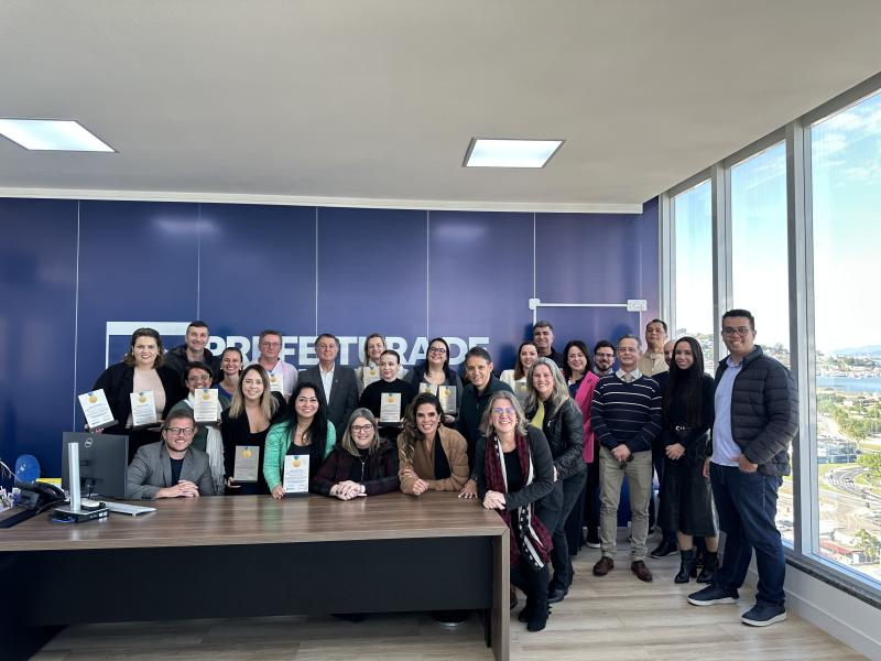 Melhores colocados na prova Avalia Floripa são premiados