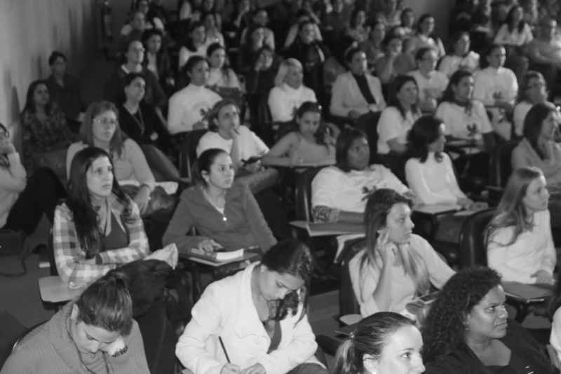 Seminário sobre o aleitamento é sucesso na Capital