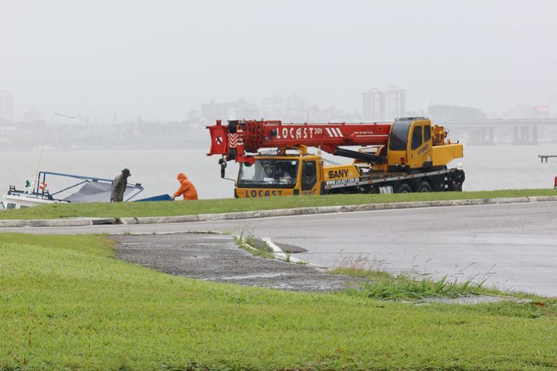 Defesa Civil de Florianópolis atende mais de 50 ocorrências por conta dos impactos do ciclone extratropical