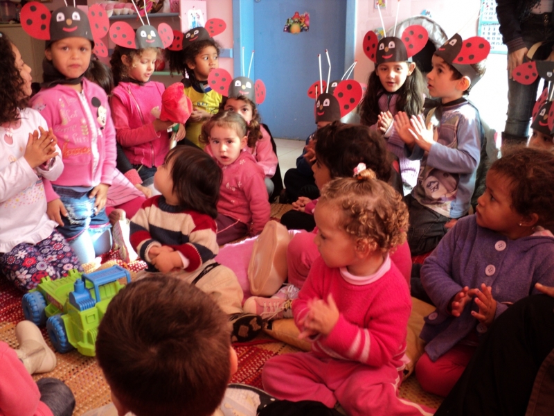 NEI Ingleses realiza Festa das Joaninhas, com frutas
