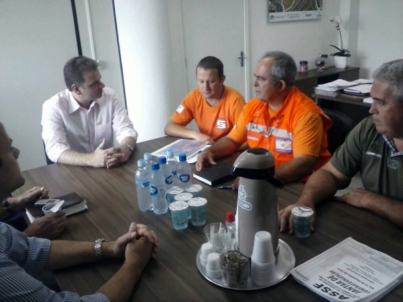 Defesa Civil debate Plano Municipal de Contingência