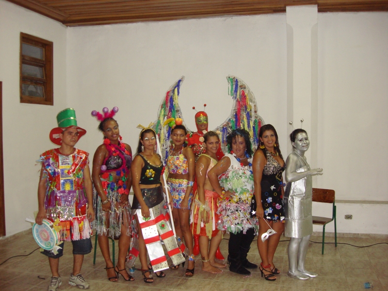 ProJovem Urbano entra no clima de carnaval