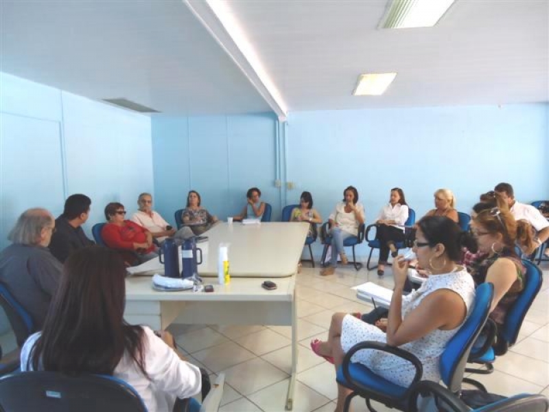 Secretários da SEMAS se reúnem com representantes do CMAS