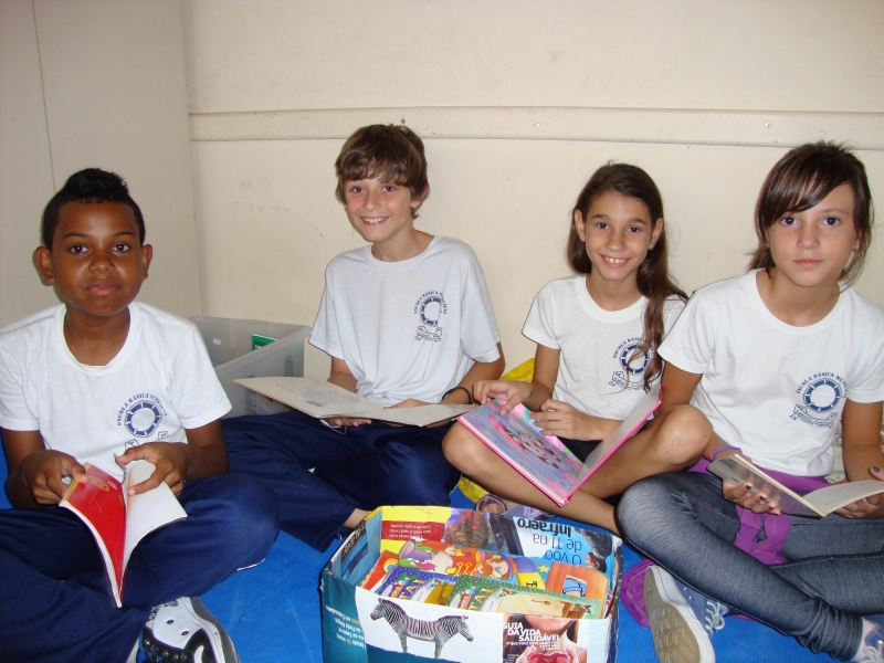 Escola da Capital participa da Semana do Livro com muita criatividade 