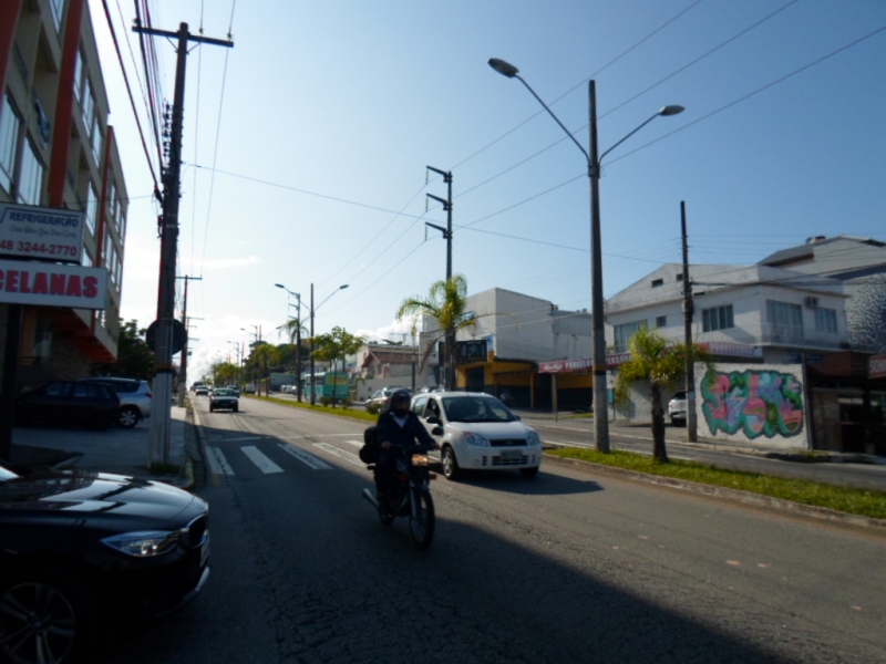 Começa a revitalização da avenida Ivo Silveira