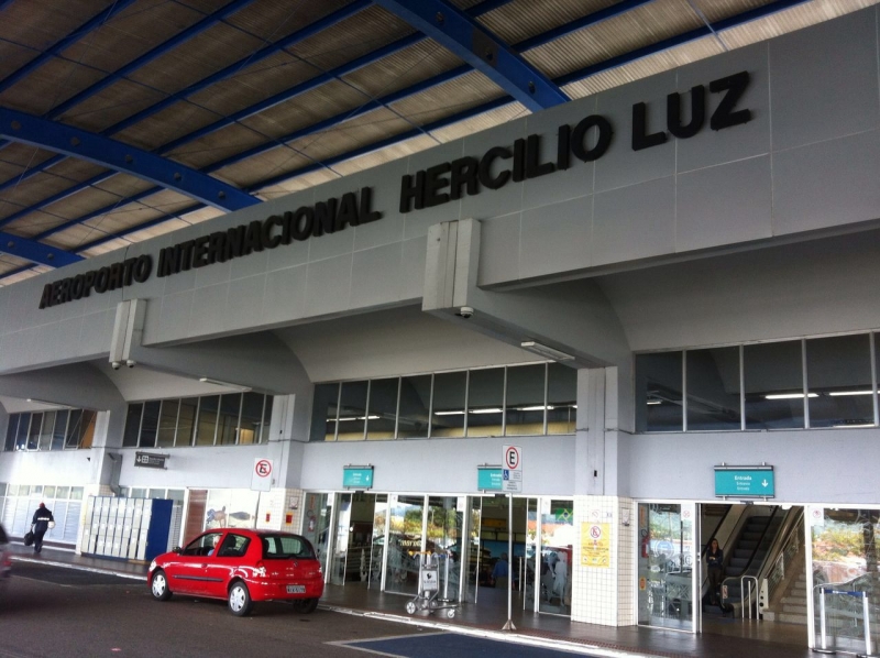 SMDC notifica Infraero por filas