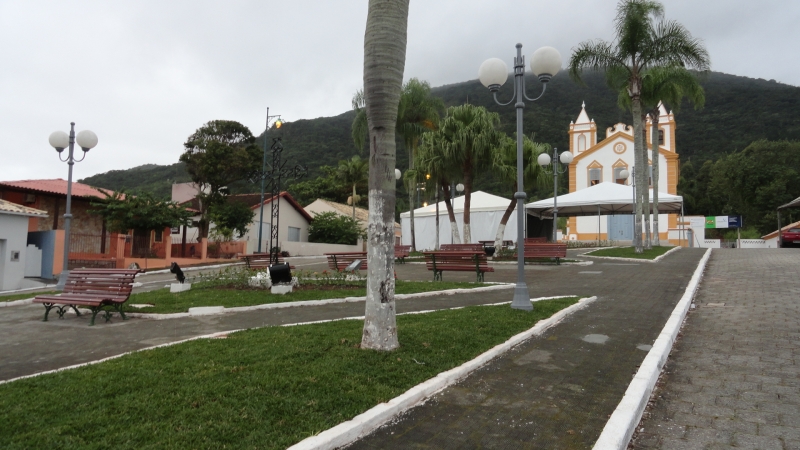 Praças passam por revitalização e recuperação