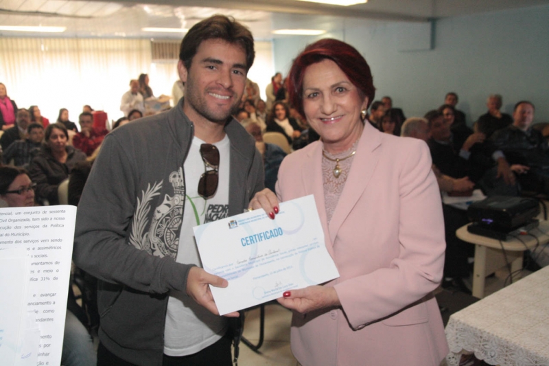 Assistência Social homenageia entidades