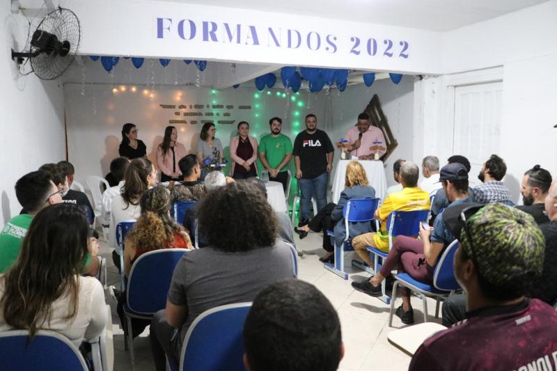 Acolhidos da Passarela da Cidadania concluem formação em cursos profissionalizantes