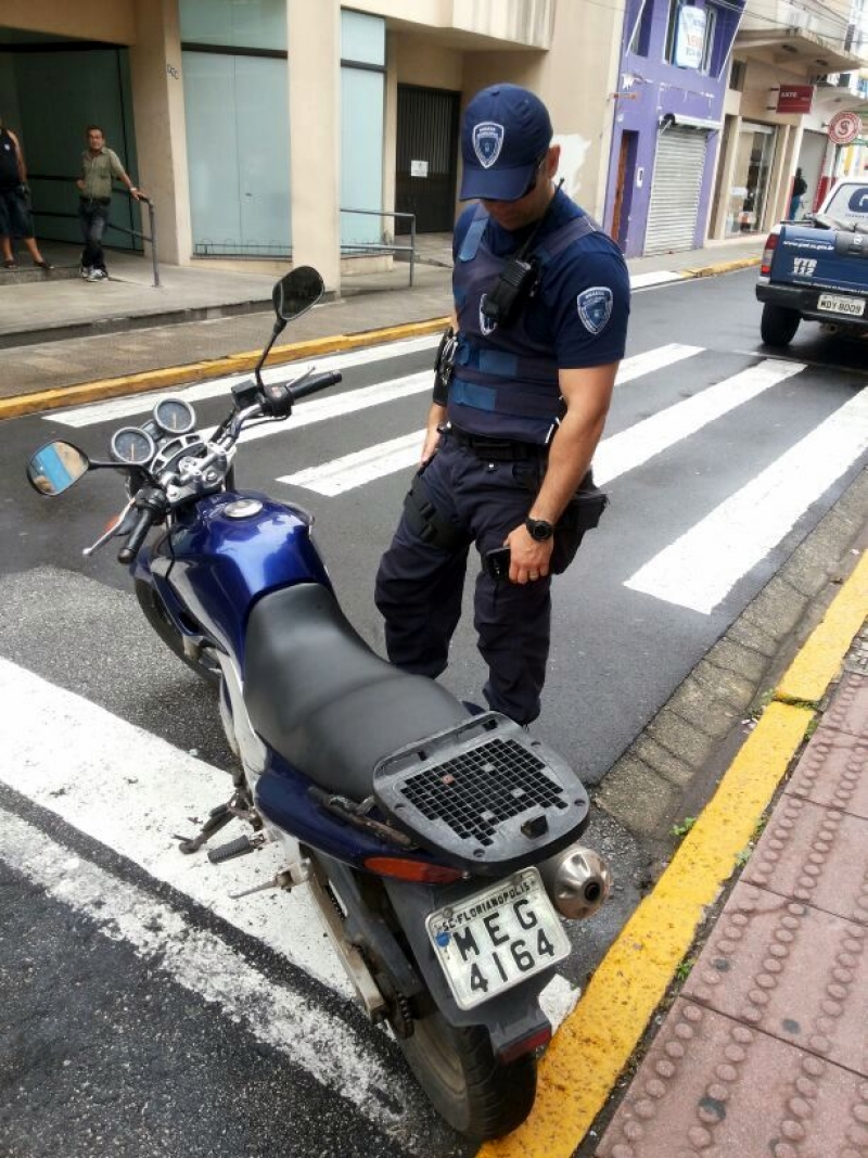 GMF recupera motocicleta furtada
