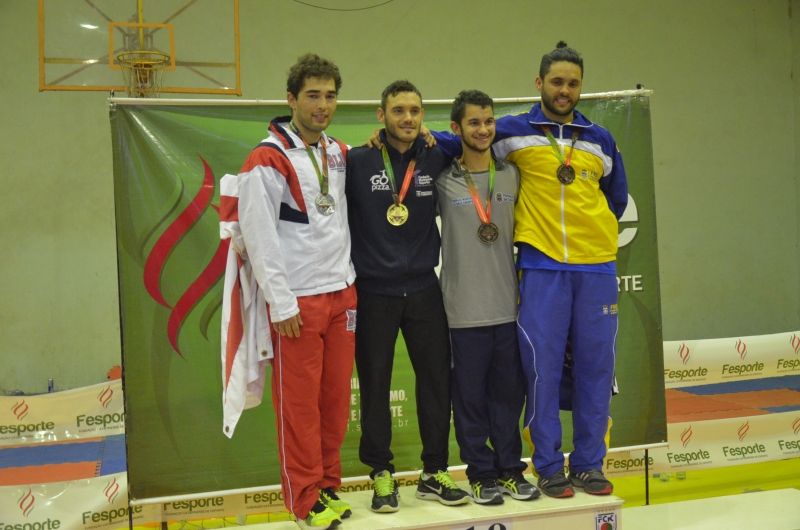 Bicampeão mundial de Karaté é ouro nos JASC