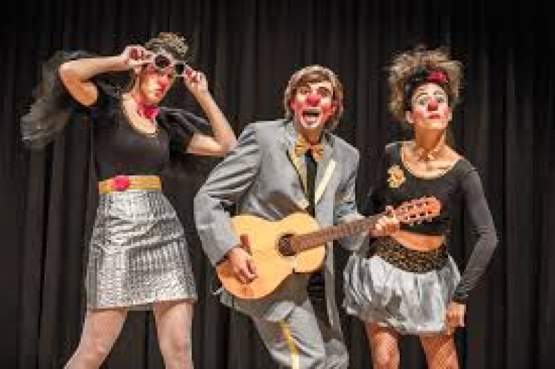  Teatro da Ubro apresenta espetáculo gratuito