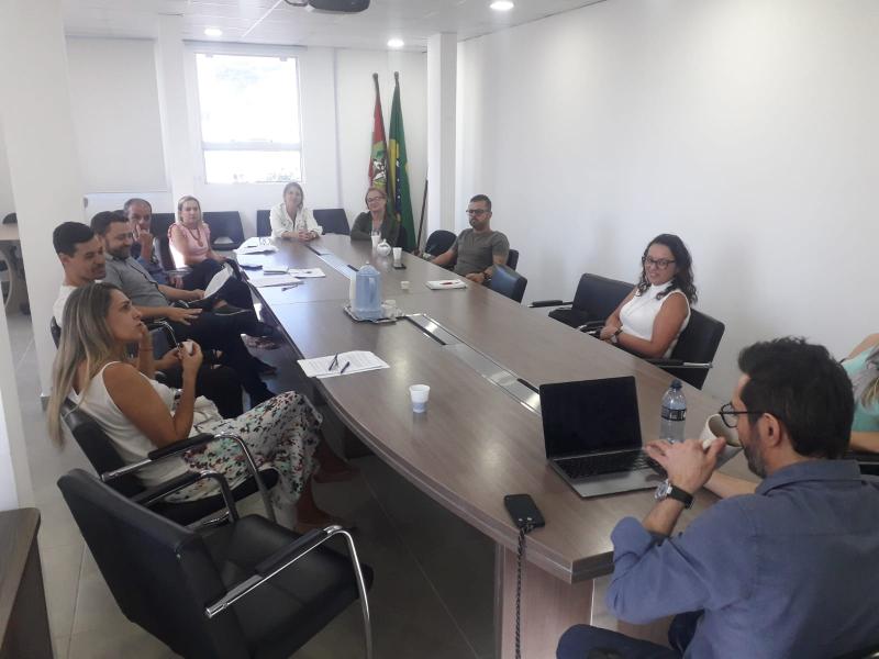 Controladoria-Geral do Município realiza treinamento com Ouvidores Setoriais