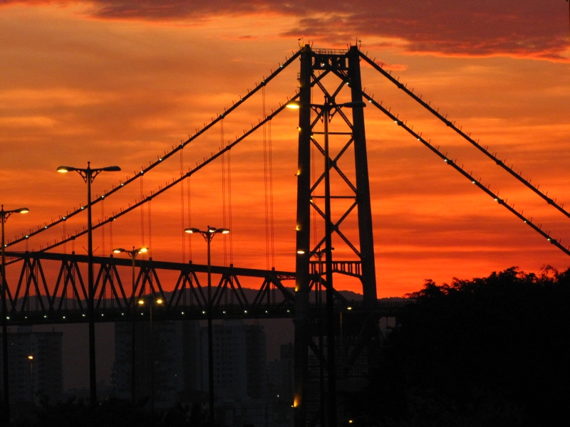 Prefeitura debate o futuro da Ponte Hercílio Luz