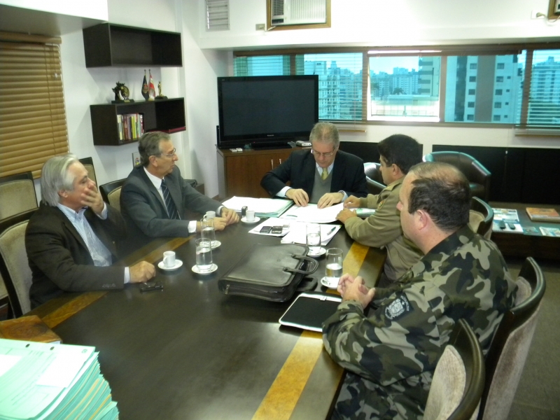 Prefeitura doa terreno à Polícia Militar Ambiental