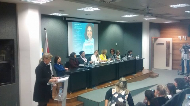 Mulheres na Política realiza terceiro encontro 