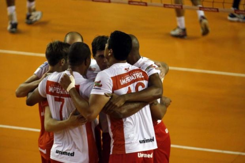 Super Imperatriz Vôlei inicia hoje temporada 2012/2013.