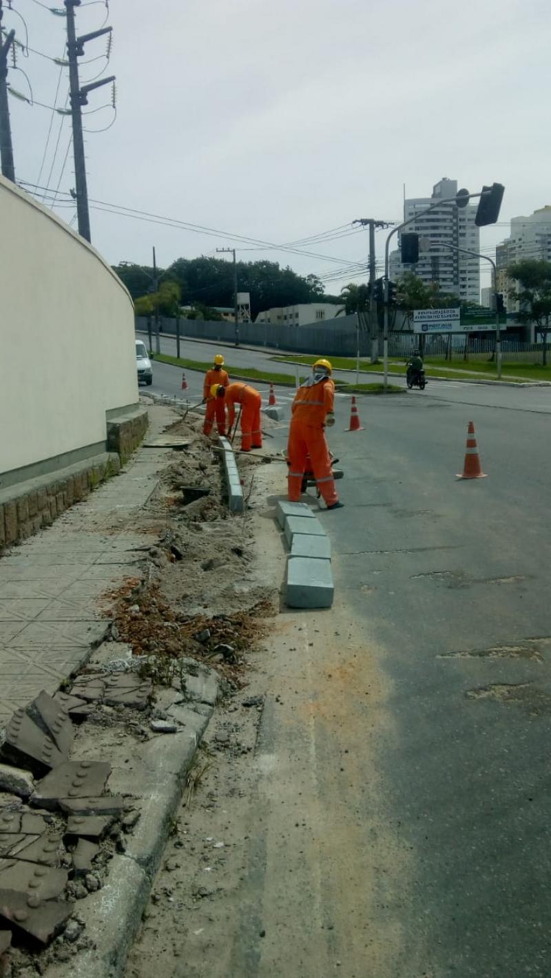 Início das obras na Avenida Ivo Silveira
