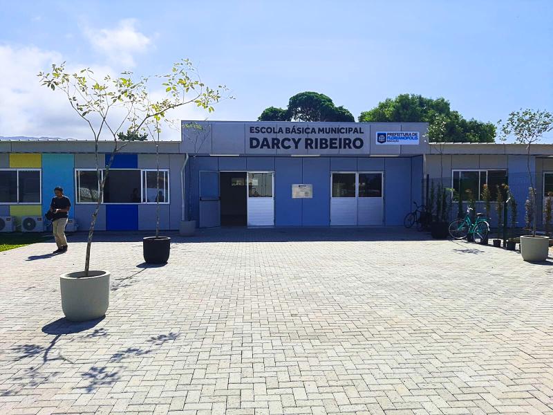 Nova escola municipal do Norte da Ilha começa a funcionar