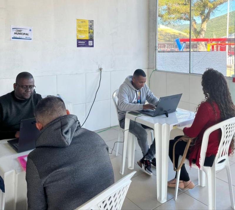 Primeira edição da Parada da Oportunidade encaminha 22 pessoas ao mercado de trabalho