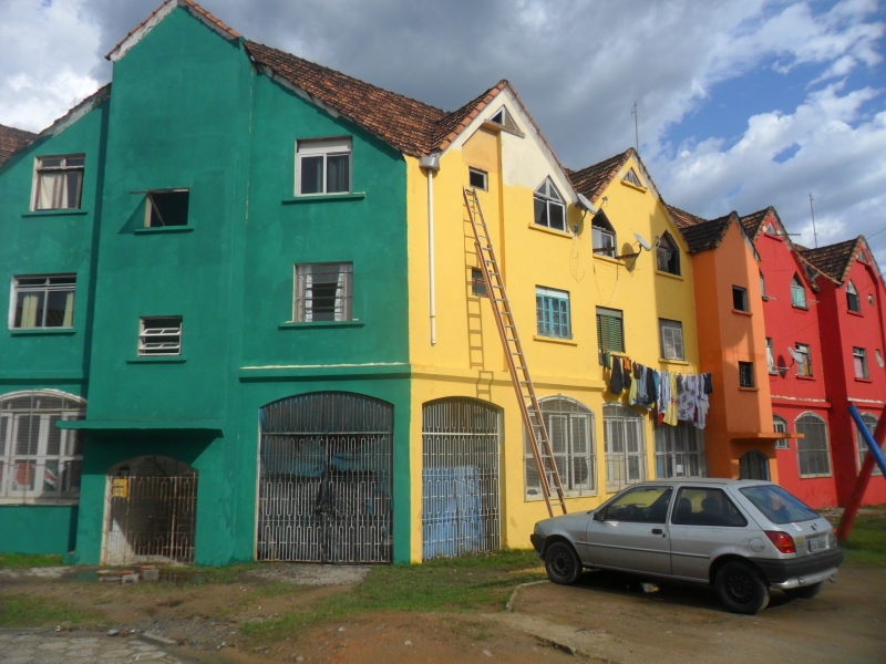 Conjunto Chico Mendes recebe pintura nova