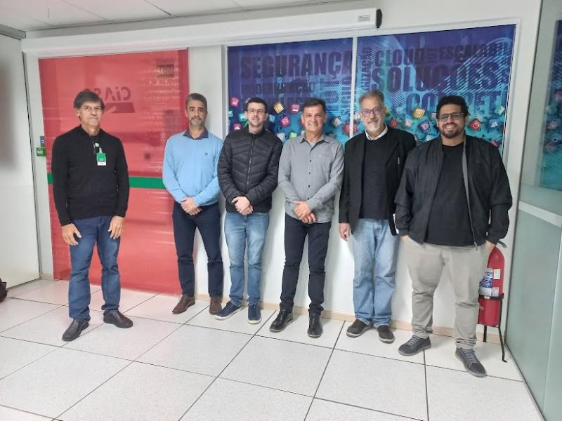 Equipe do Governo Eletrônico visita e conhece as tecnologias do CIASC