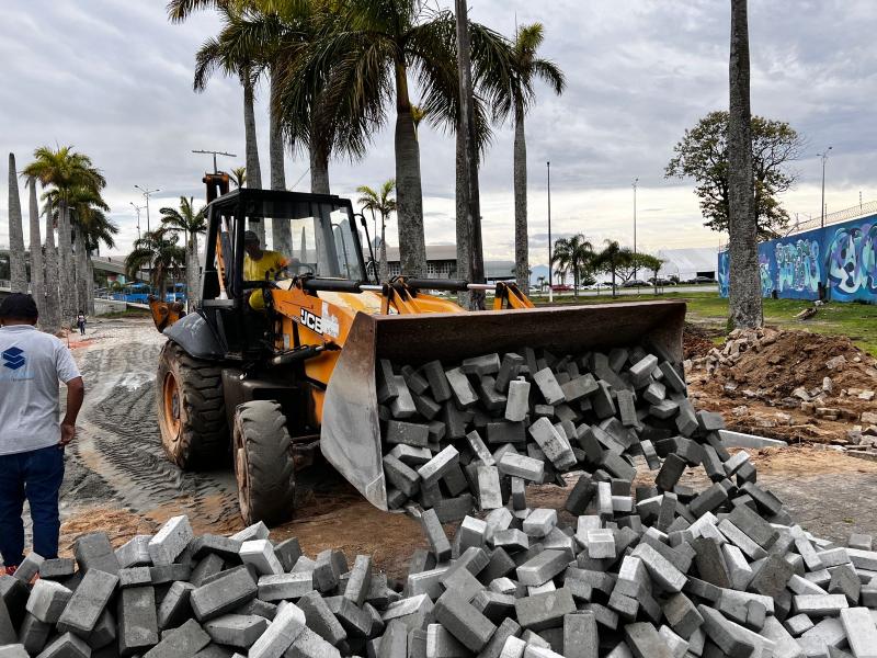 Caminho Burle Marx, no aterro da Baía Sul, passa por revitalização