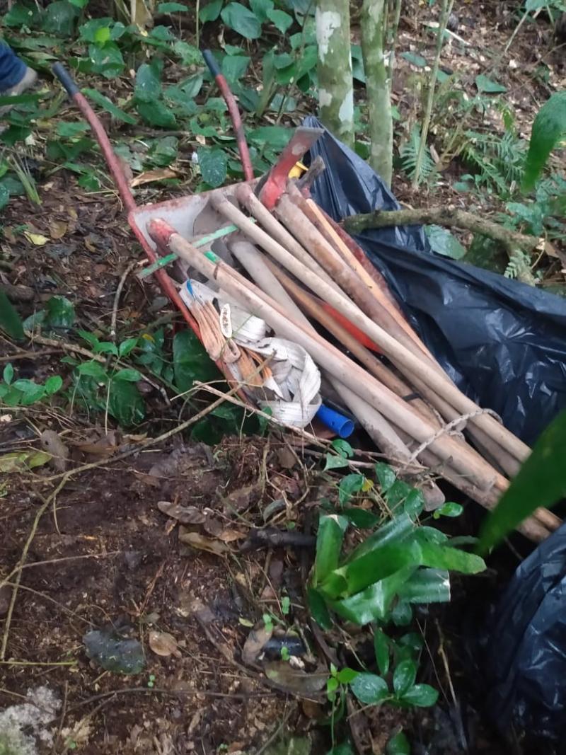 Ferramentas utilizadas para abrir trilhas ilegais são apreendidas pela FLORAM