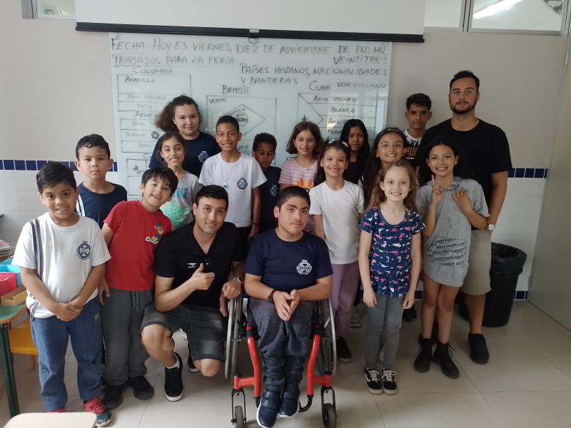 Unidades educativas municipais da Capital possuem estudantes de 49 países