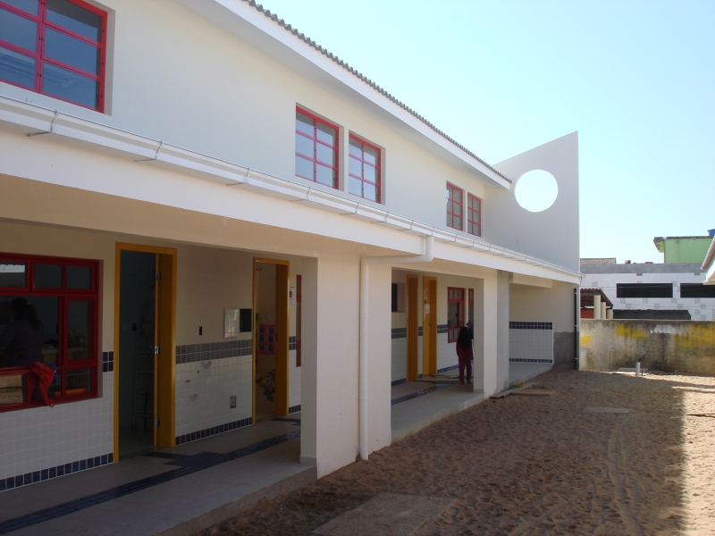 Prefeito e Secretário de Educação inauguram mais duas reformas em creches