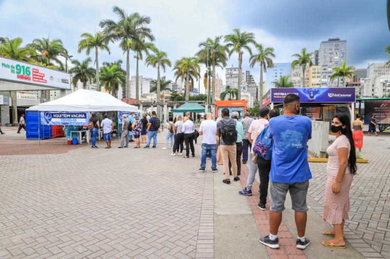 Florianópolis segue vacinação no TICEN e alguns CS nesta quarta-feira