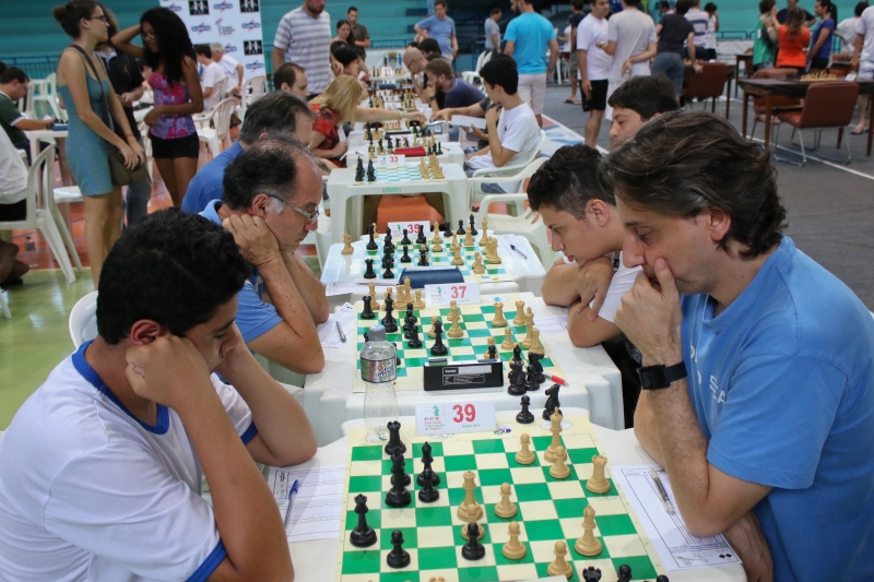 Torneio Floripa Chess Open abre com 278 enxadristas