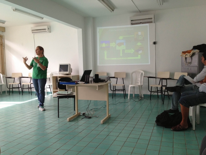 Centro POP oferece oficina a moradores de rua