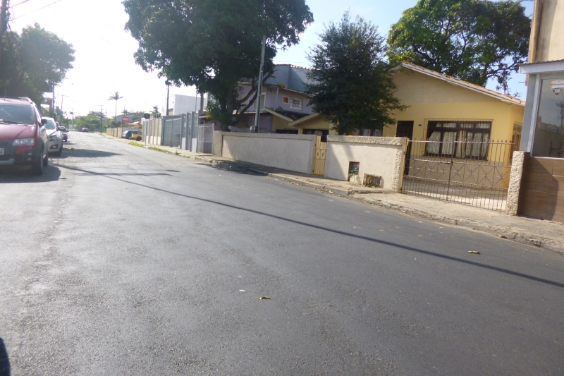 Rua em Capoeiras é revitalizada
