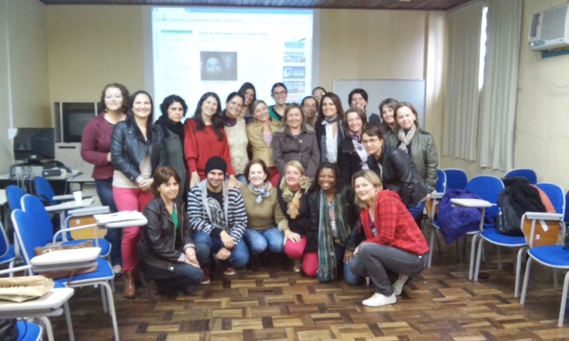 Clube da Leitura recebe autora catarinense