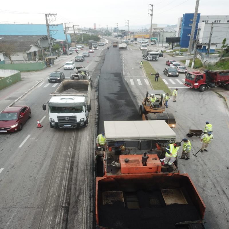 Prefeitura inicia revitalização da Ivo Silveira