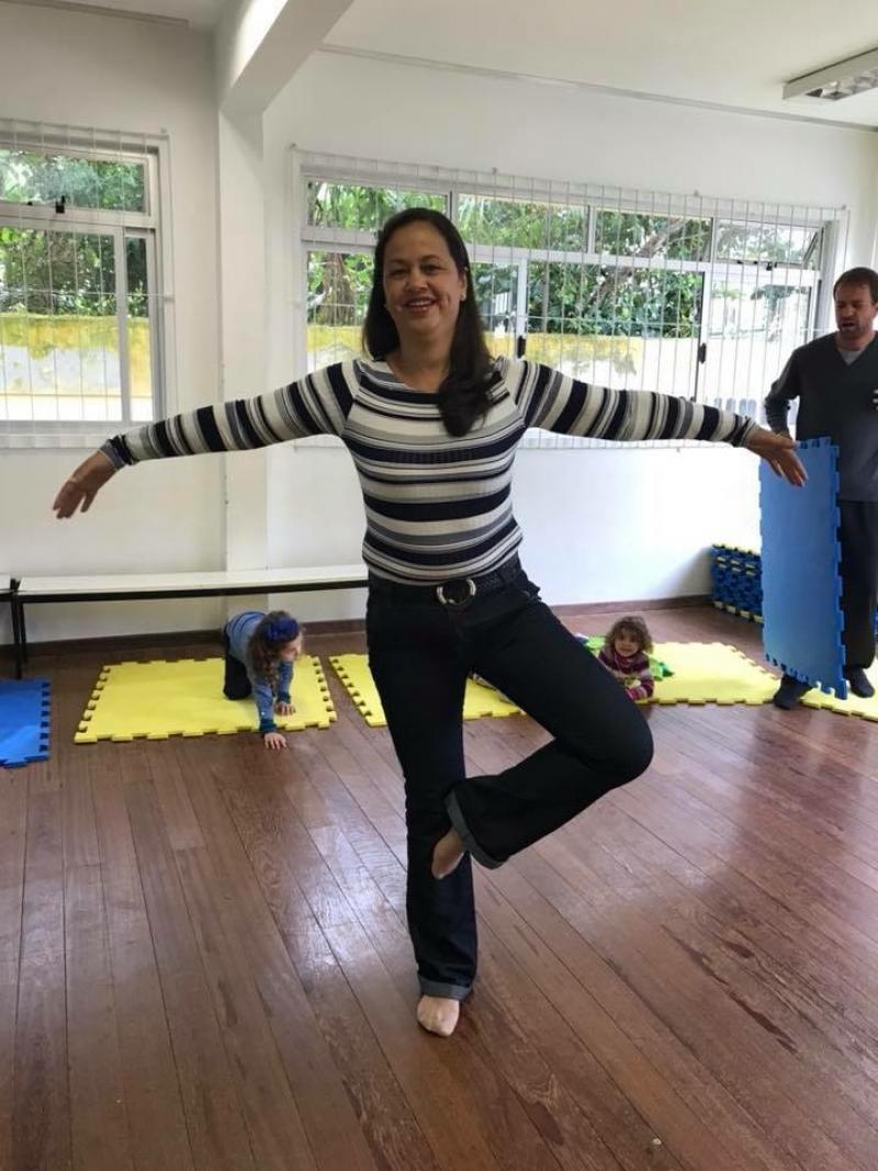 Neim Campeche se despede da professora que trouxe a cultura do bairro 
