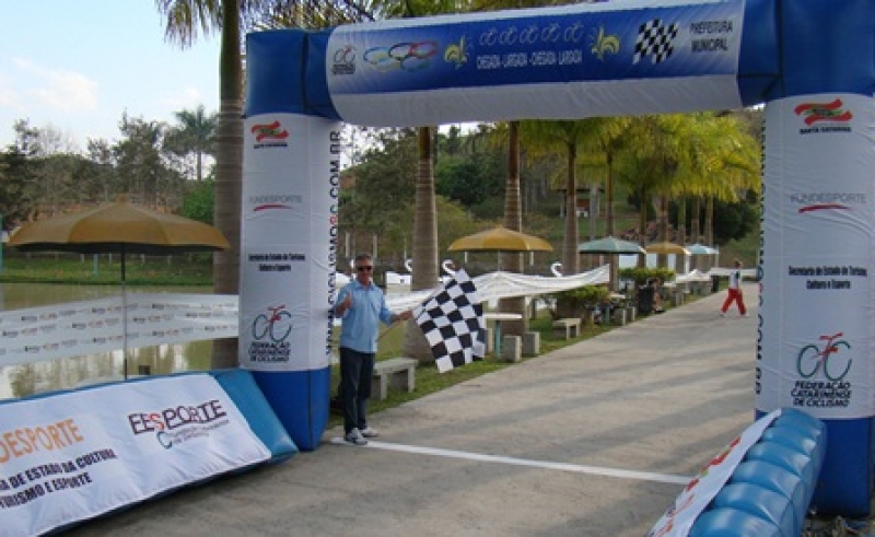 Atleta de Florianópolis na Seleção Brasileira de Ciclismo.