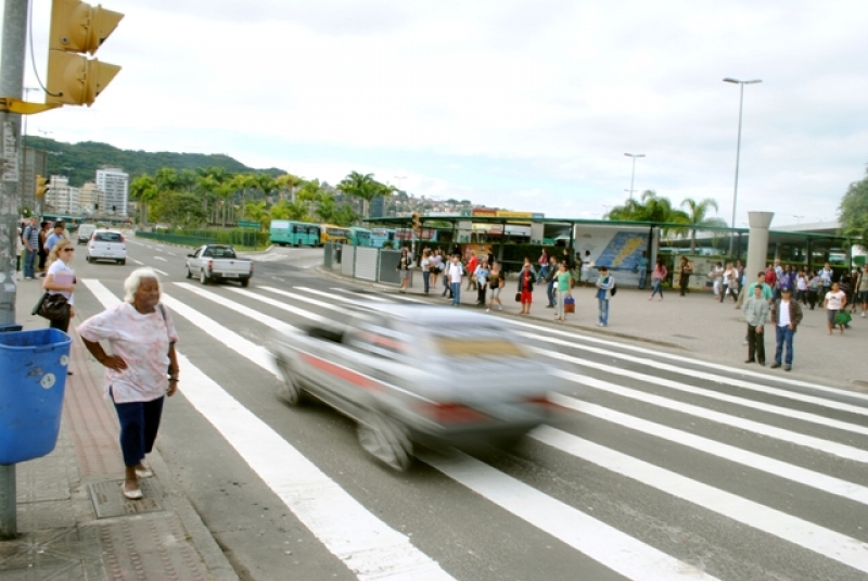 Avenida Paulo Fontes já está liberada