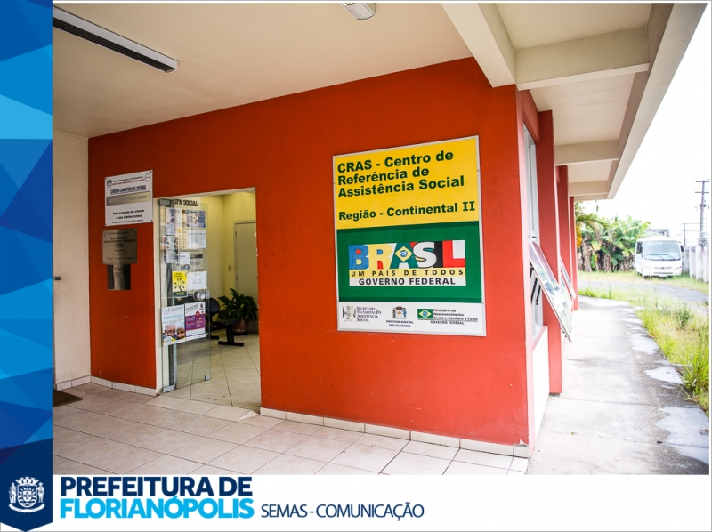 Secretária visita CRAS e Centro Multiuso de Capoeiras