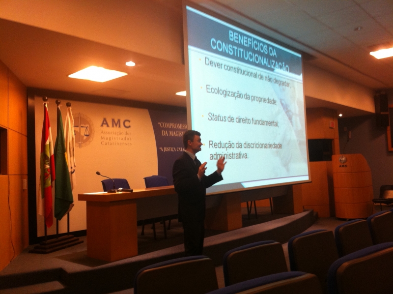 I Curso de Extensão em Direito Público oferecido pela PGM para servidores do município